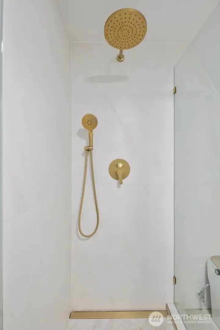 3/4 bathroom