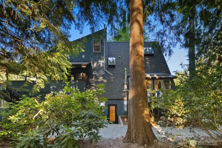 Exclusive area w/exceptional privacy