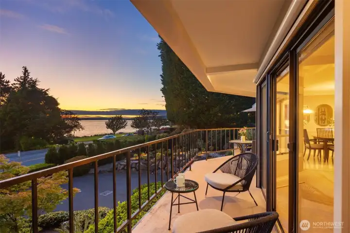 Wrap around deck and endless views… Wrap around deck and endless views…