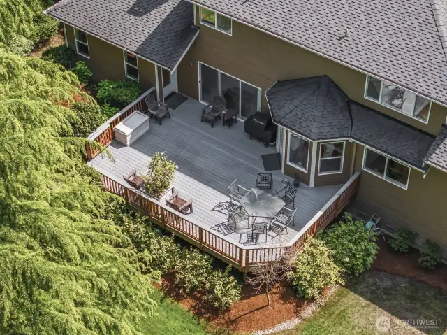 . The oversized Trex deck is spacious enough for the largest gatherings.