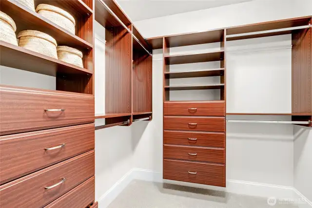 Large walk in closet in the primary suite .