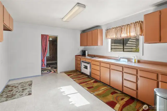 Spacious Kitchen area