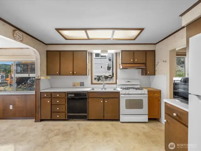 Tons of cabinets for storage.