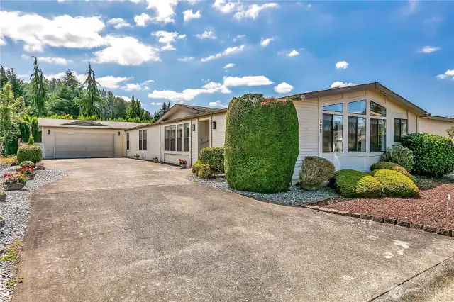 Welcome home! Well-maintained residence in 55+ community of Rio Grande Estates  (Unit #558)