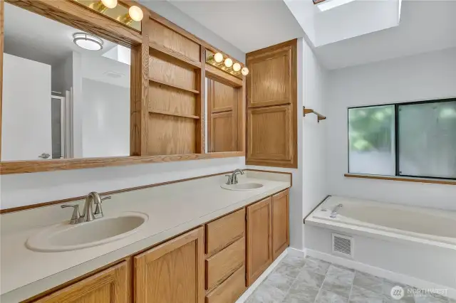 5-piece ensuite