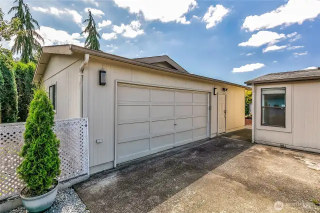 2+ car garage and shop