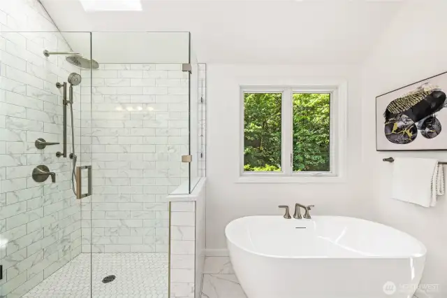 Primary ensuite bath