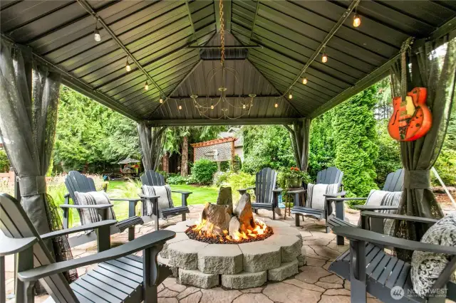 Natural Gas Firepit