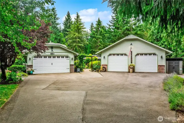Garage AND Shop