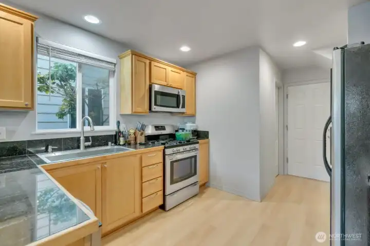 The Easy flowing Kitchen