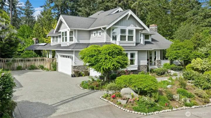 All side of this home are detailed and architecturally designed. Nothing inside or out can be compared to a spec home. All side of this home are detailed and architecturally designed. Nothing inside or out can be compared to a spec home.