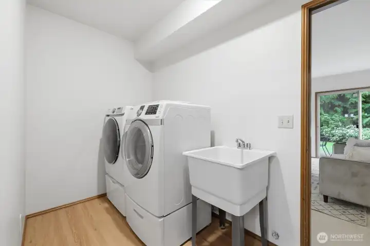 The afore-mentioned mud/laundry room complete with a convenient utility sink.  This is a great spot to come in from outside!