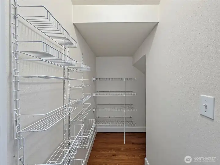 Walk in pantry