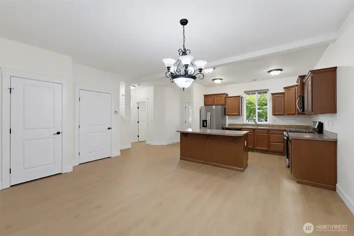 9ft ceilings