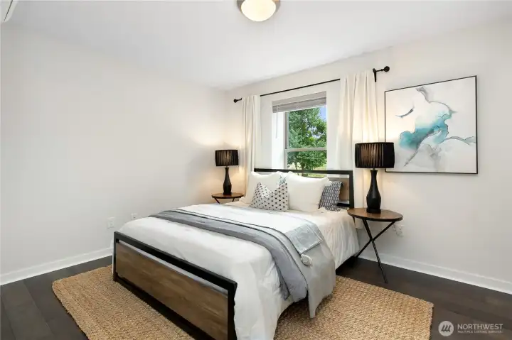 Lower level provides private office or guest suite with en-suite bath