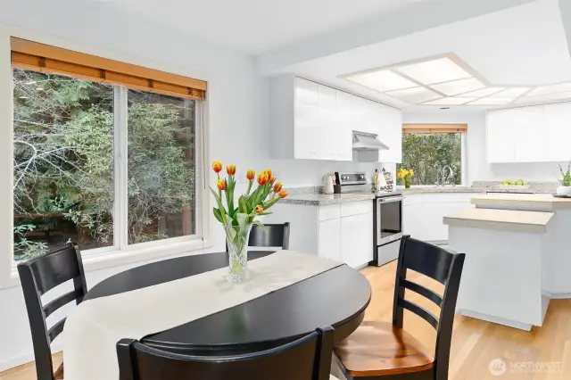 Eat-in kitchen area