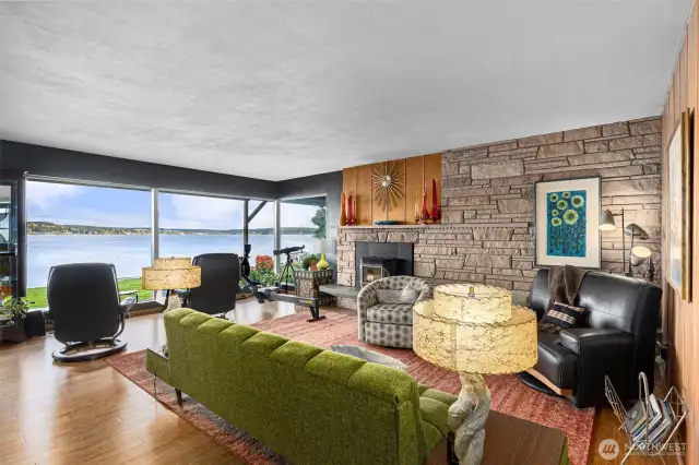 Living space on main