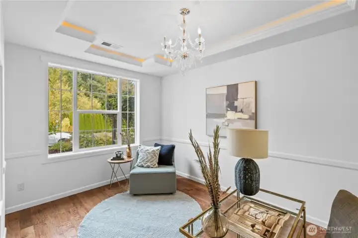 Formal dining/office/bedroom on the main.