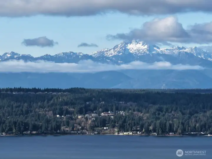 Nearby Tracyton boat launch is also a point on the Kitsap Peninsula Water Trail