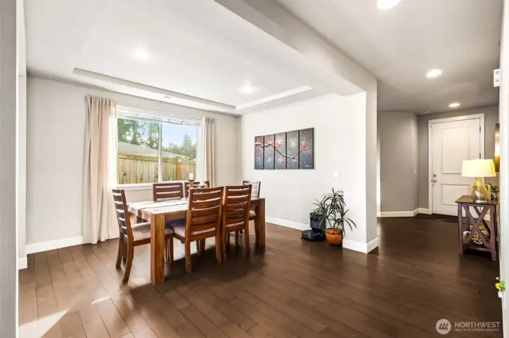 Perfect for gatherings and dinner parties