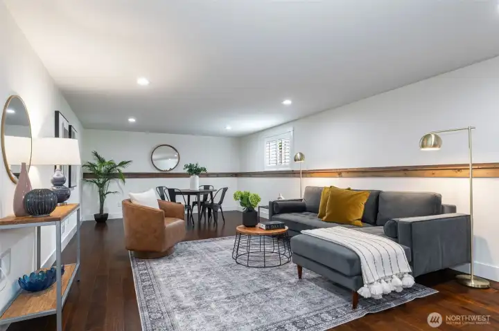 600 SF finished bonus room with walk-in storage below offers endless flexibility