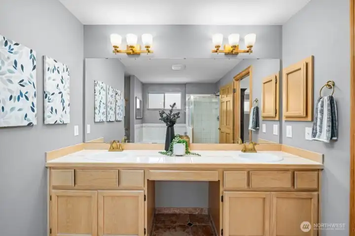 Primary double sinks Primary double sinks