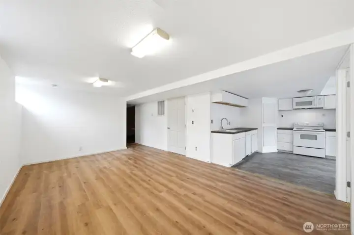 Downstairs bonus room Downstairs bonus room