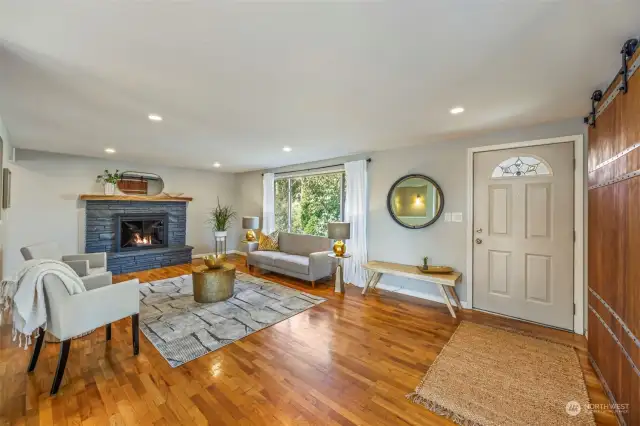 Livingroom with view of front door