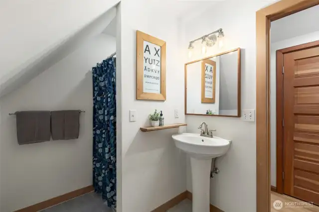 3/4 bath on upper level