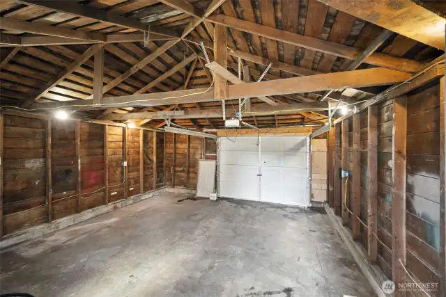 Garage / shop space.