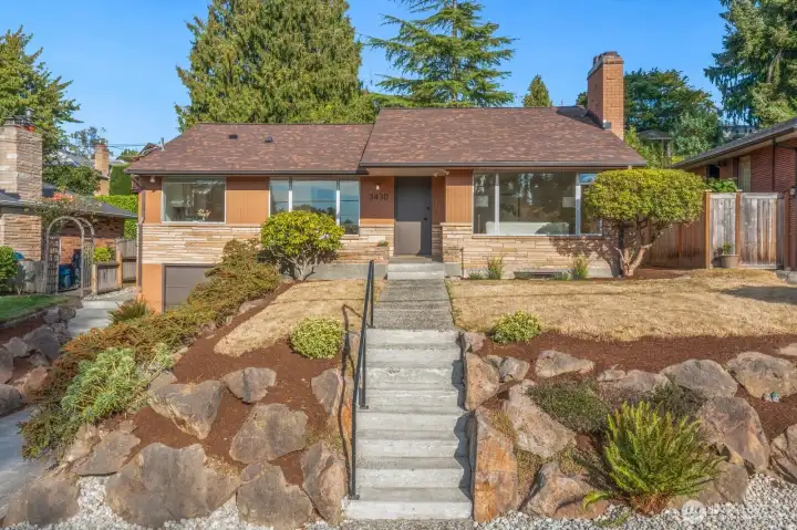 Perched off the street, you have territorial views!