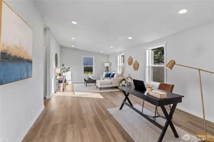 Multi-Flex Room. Office/Family Room