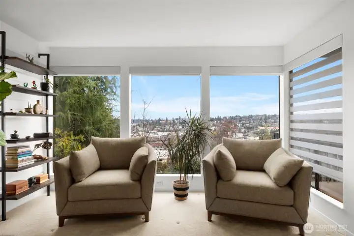 A sunny nook wrapped in windows—your new favorite spot for slow mornings and sunset skies.