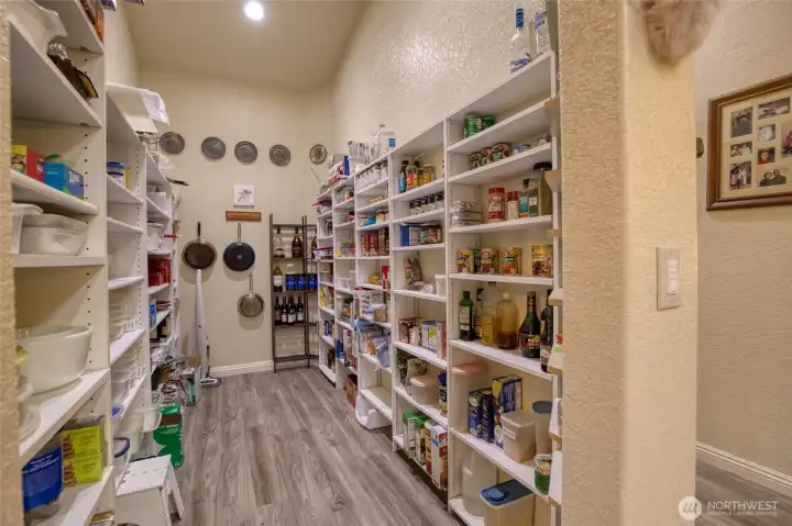 Walk in Pantry