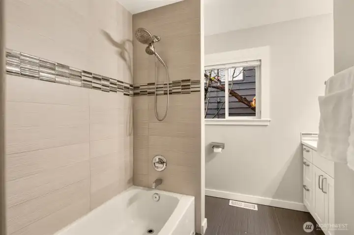 Upstairs Hall Full bath