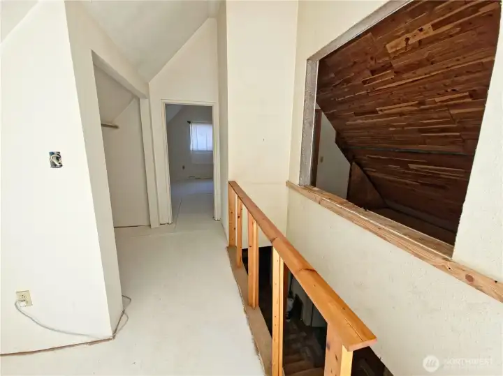 Versatile attic space