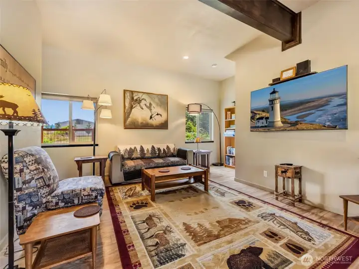 Comfortable gathering space filled with natural light and open sightlines. Comfortable gathering space filled with natural light and open sightlines.