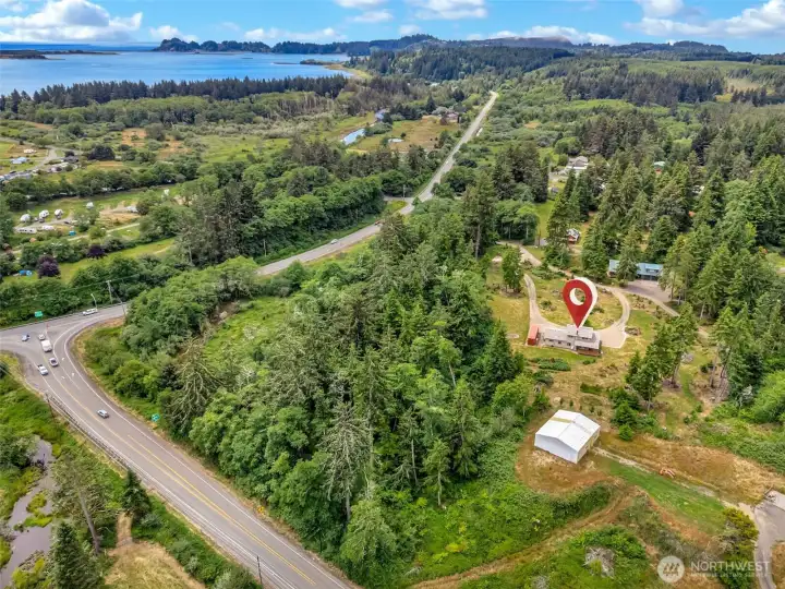See the full layout of the property, surrounding greenery, and nearby proximity. See the full layout of the property, surrounding greenery, and nearby proximity.