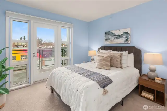 Primary Bedroom, with En-suite Bathroom and Balcony