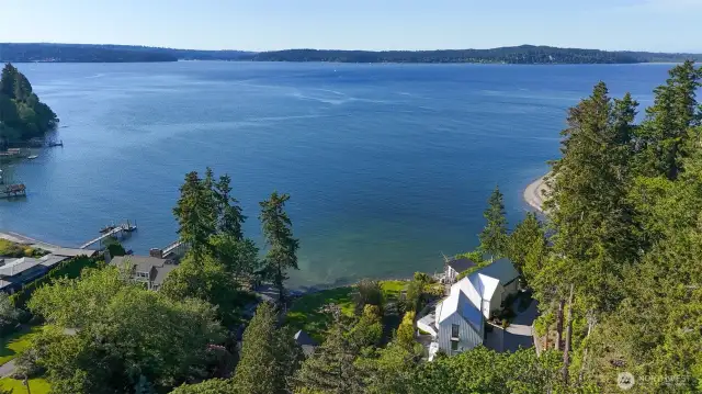 Set in a quiet cove, teaming with wildlife
