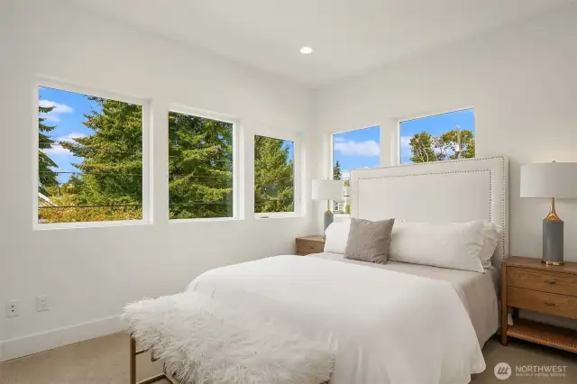 Additional 2nd level bedroom