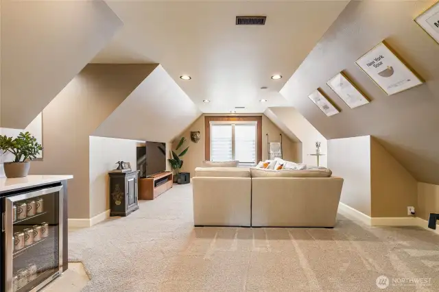 Upstairs bonus room