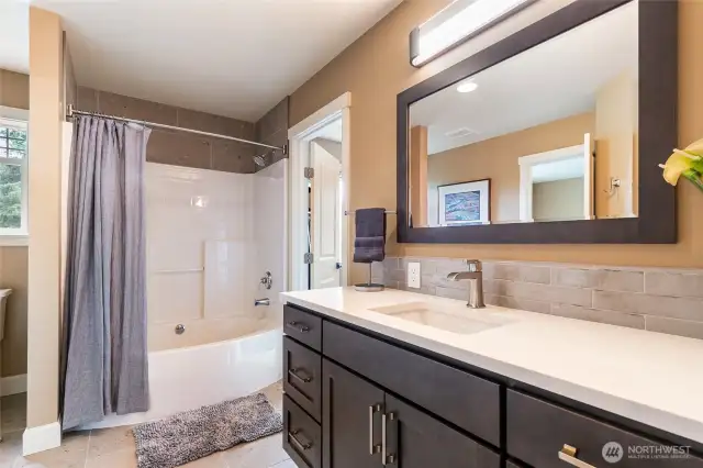 Upstairs Jack-n-Jill bathroom