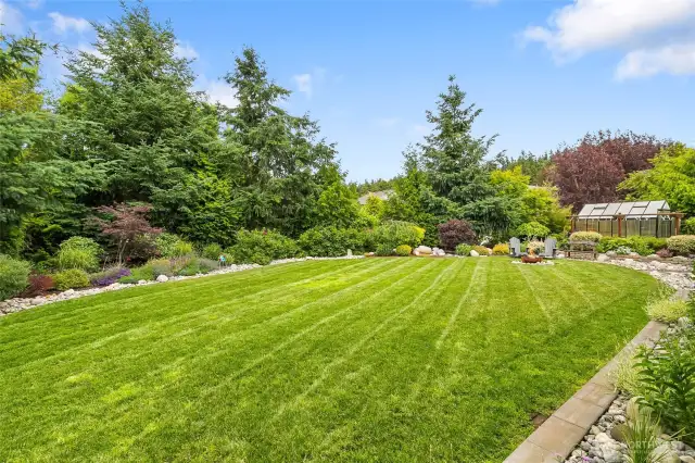 No detail was left unfinished in this well thought out beautiful backyard.