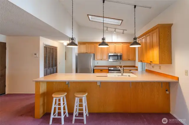 We love the partial industrial vibes of this design.