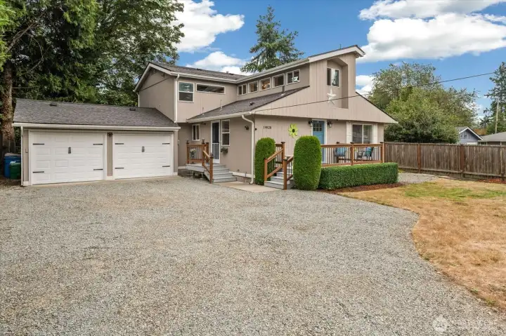 Long, private driveway with room for plenty of parking!