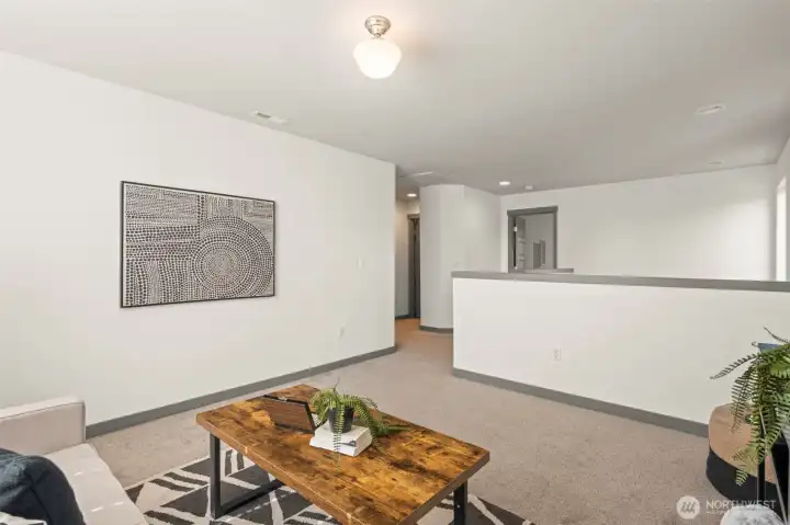 Upstairs loft area/flex space