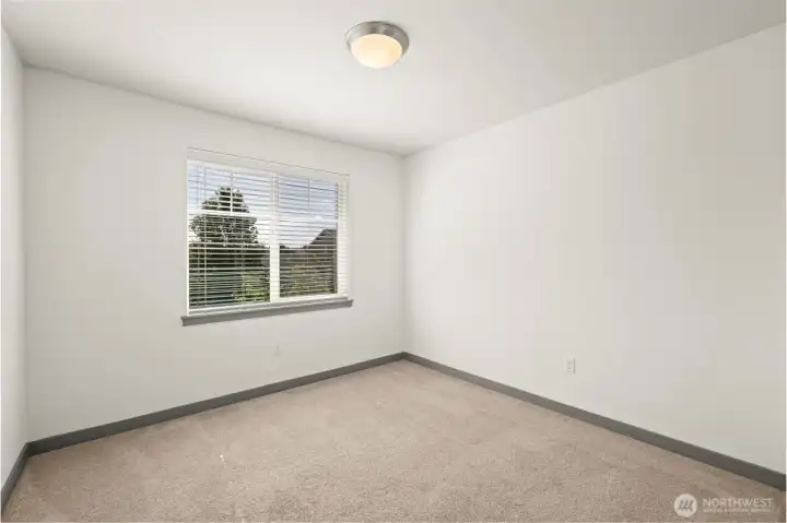 Guest bedroom 2