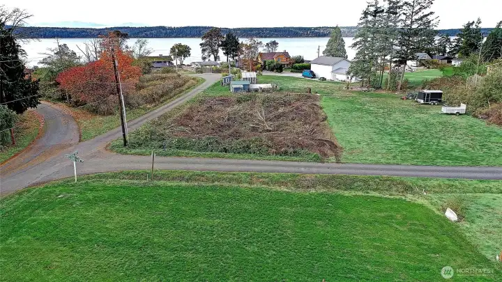 Enjoy sun all day long and west facing sunsets