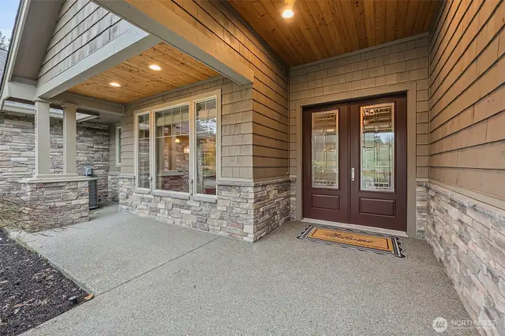 Large Covered Front Porch w/ Graceful Dual Door Entry